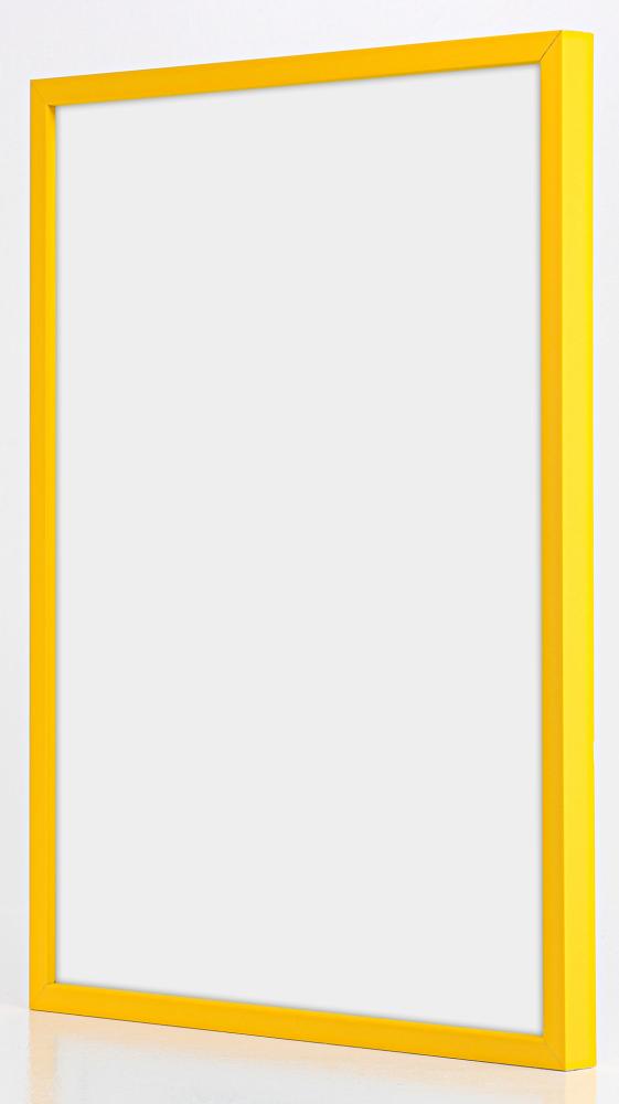 Cadre E-Line Jaune 50x70 cm - Passe-partout Blanc 33x56 cm