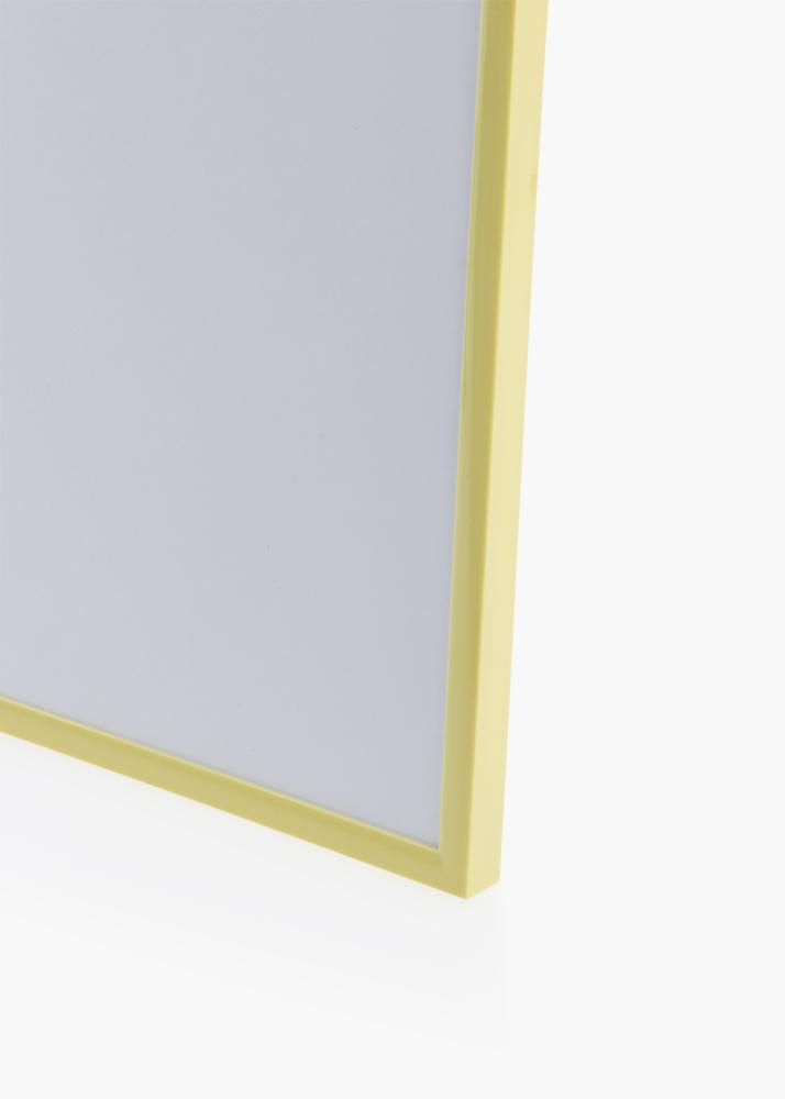 Cadre New Lifestyle Jaune clair 50x70 cm - Passe-partout Blanc 40x60 cm